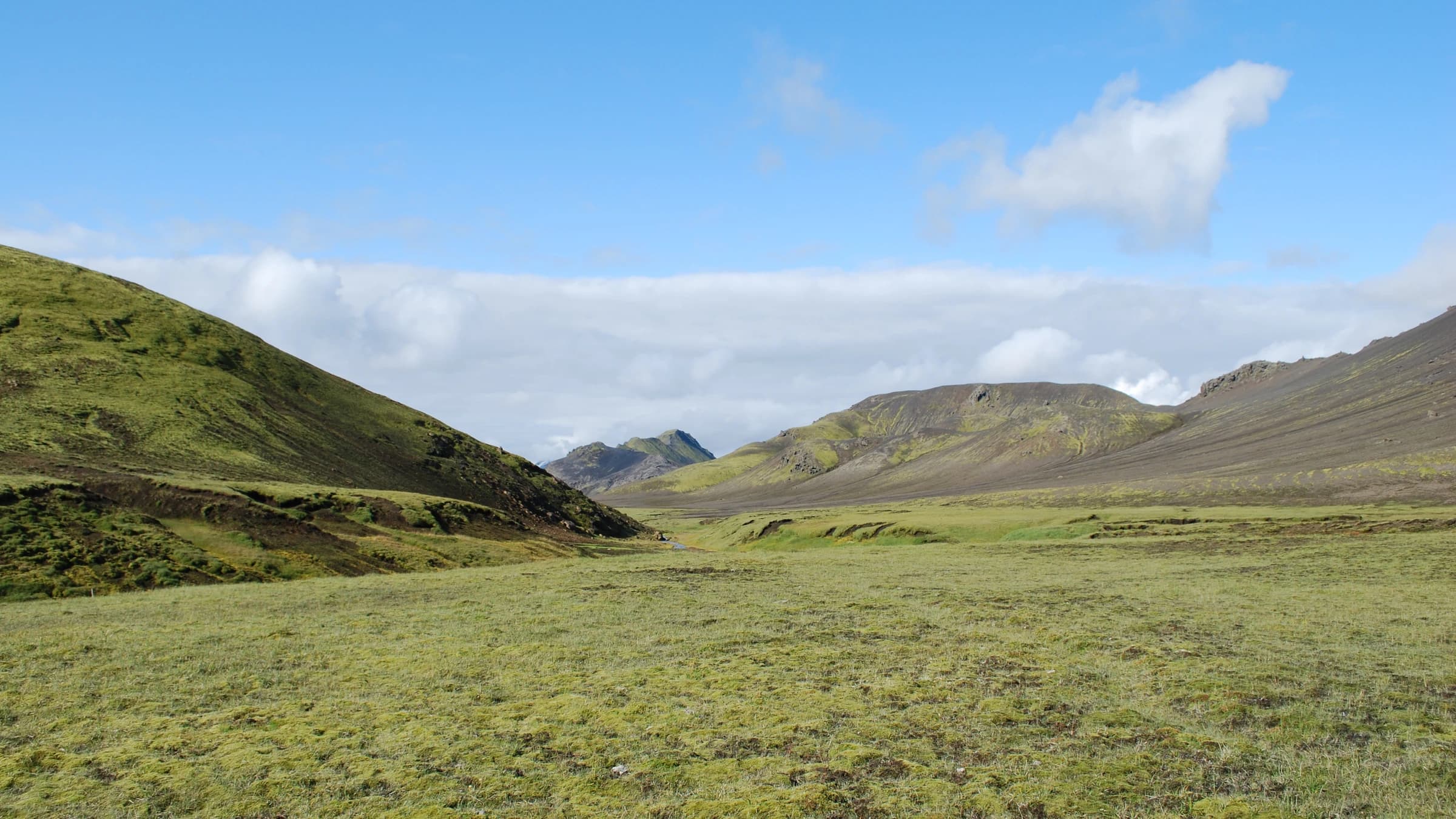 Laugavegur Trail landscape certificate route preview in Iceland