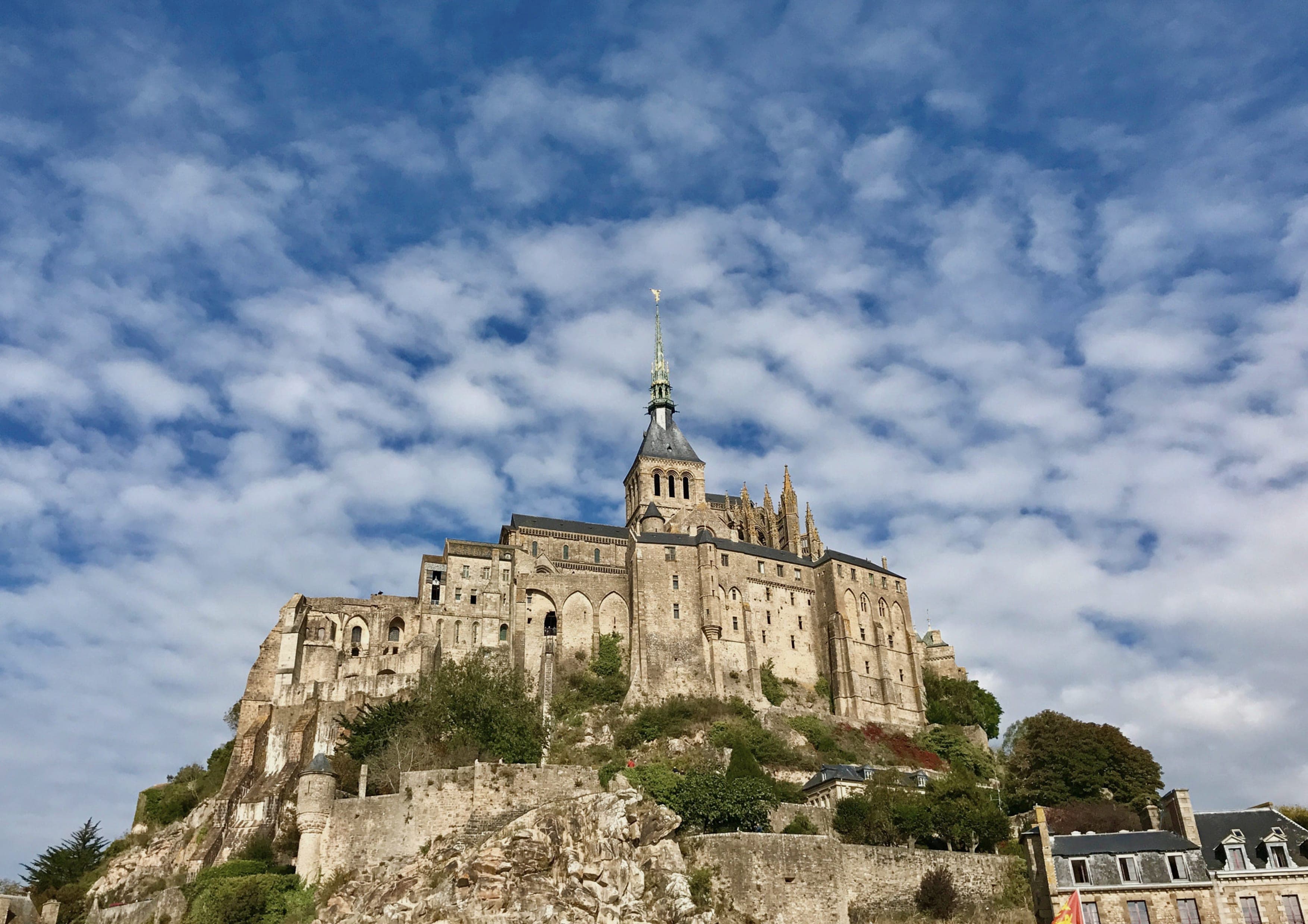GR22 Paris to Mont Saint-Michel landscape certificate route preview in France